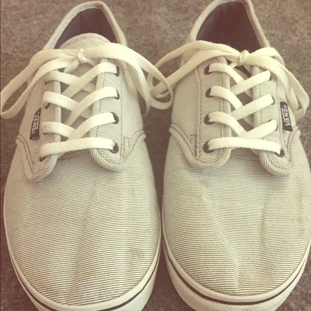 Women’s VANS!